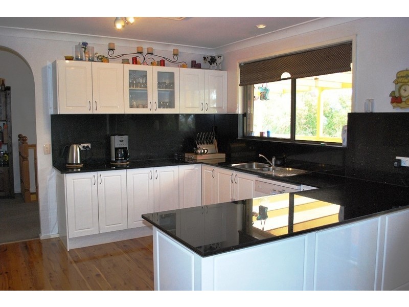 Ambarvale NSW 2560