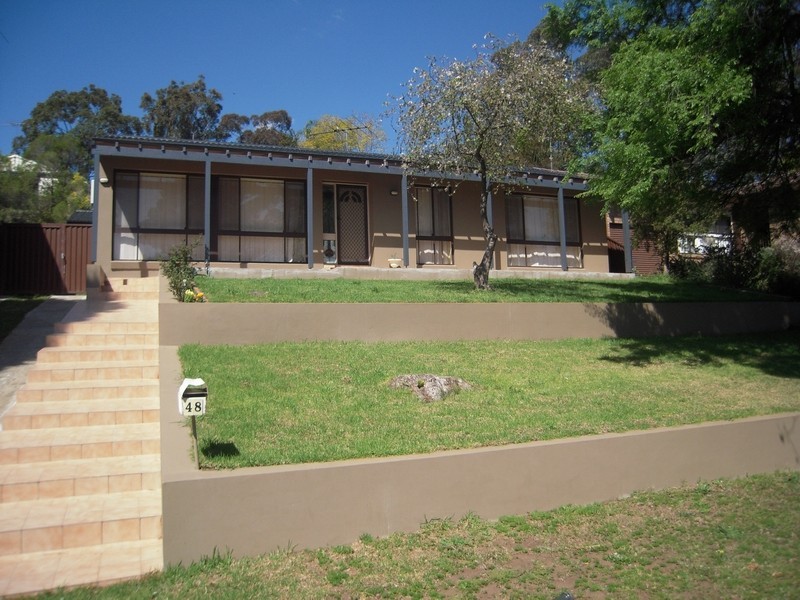 Ruse NSW 2560