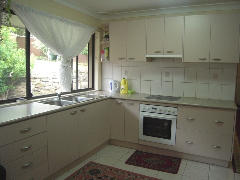 Ruse NSW 2560