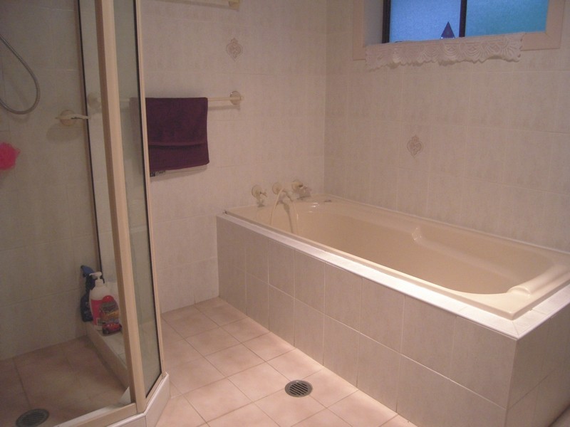 Ruse NSW 2560