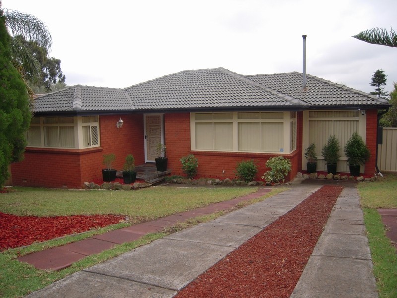 Bradbury NSW 2560