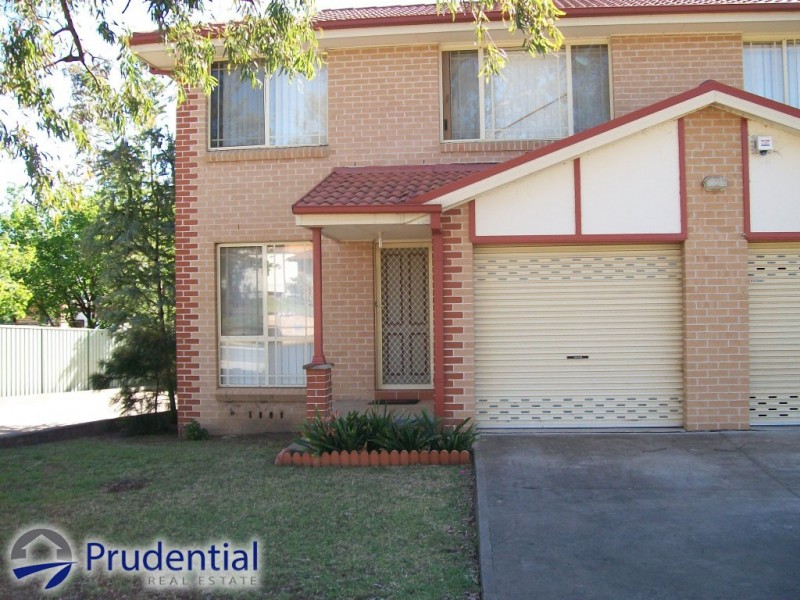 1/29 Kingsclare St, Leumeah NSW 2560