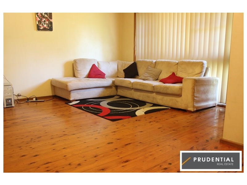 19 Wintaroo Cresent, St Helens Park NSW 2560