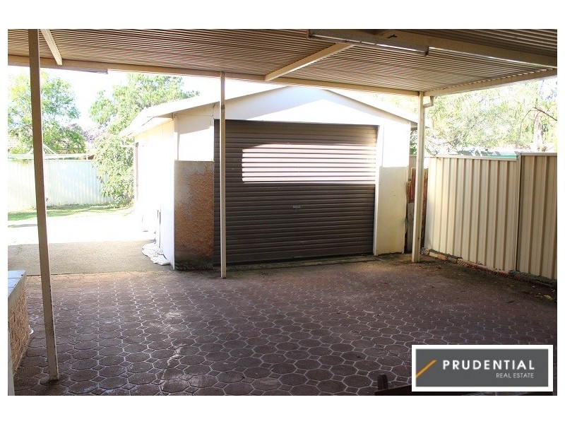 19 Wintaroo Cresent, St Helens Park NSW 2560