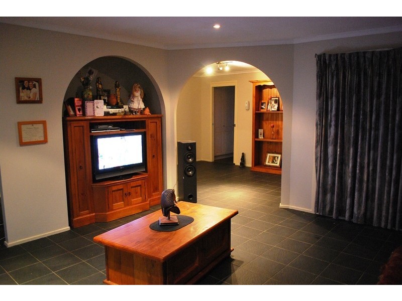 Eschol Park NSW 2558