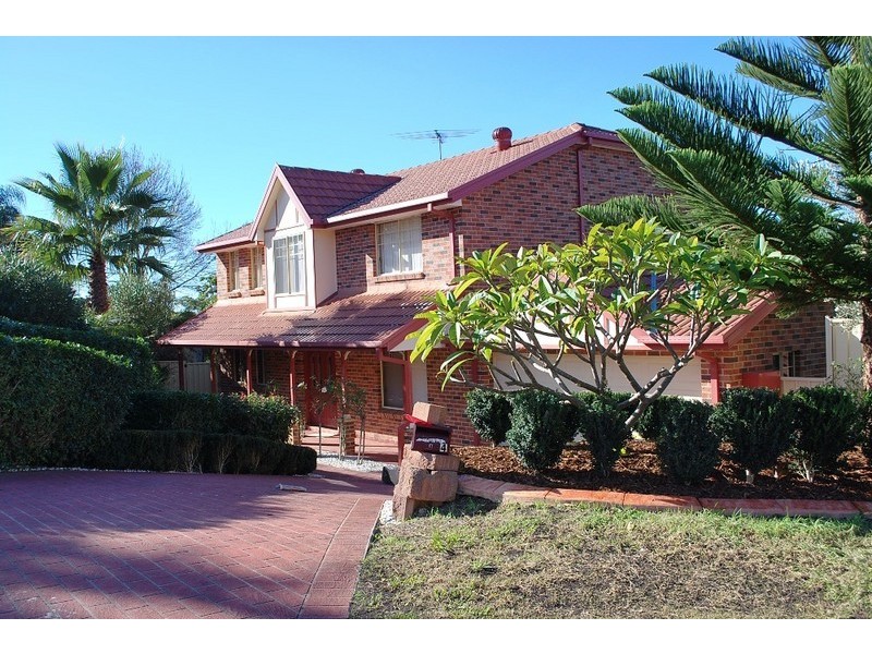 4 Hythe Pl, Glen Alpine NSW 2560