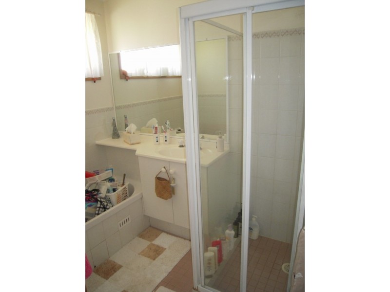 9 Eliza Way, Leumeah NSW 2560