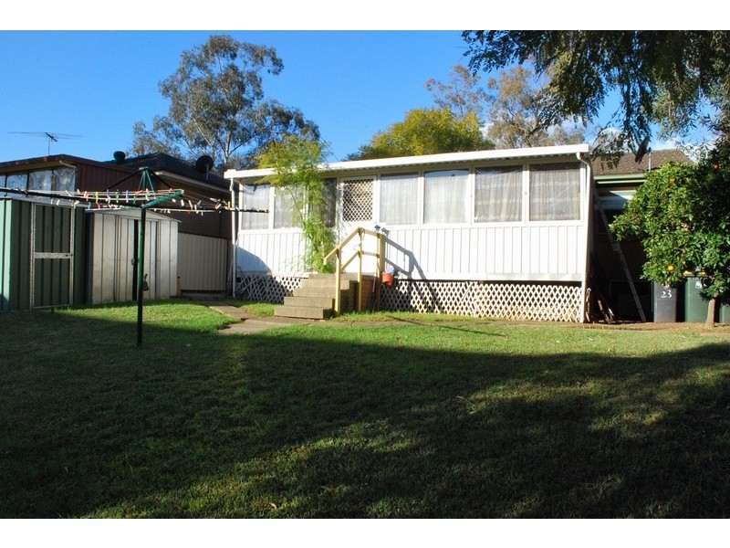 Bradbury NSW 2560