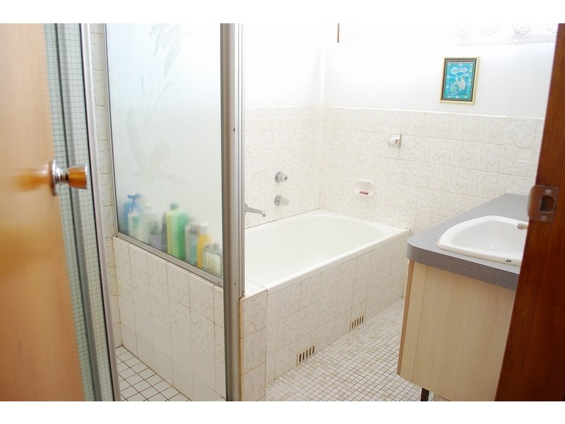 29 Burns Road, Campbelltown NSW 2560