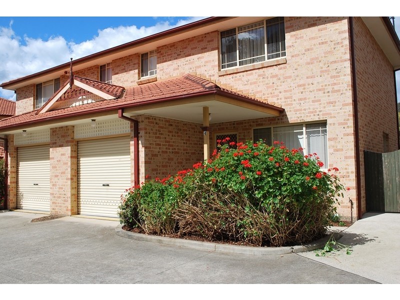 4/46 Chamberlain Street, Campbelltown NSW 2560