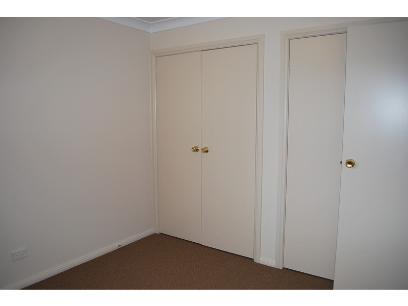 4/46 Chamberlain Street, Campbelltown NSW 2560