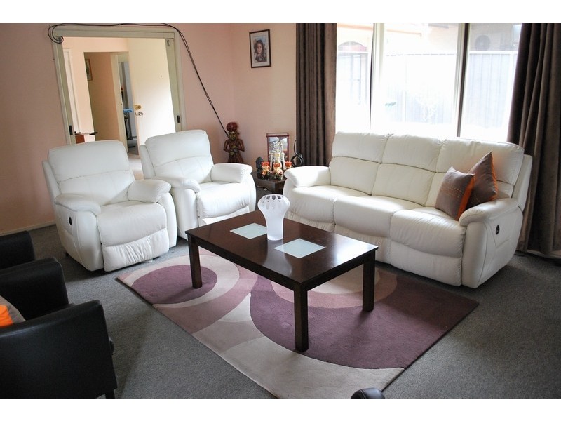 96 Waminda Ave, Campbelltown NSW 2560