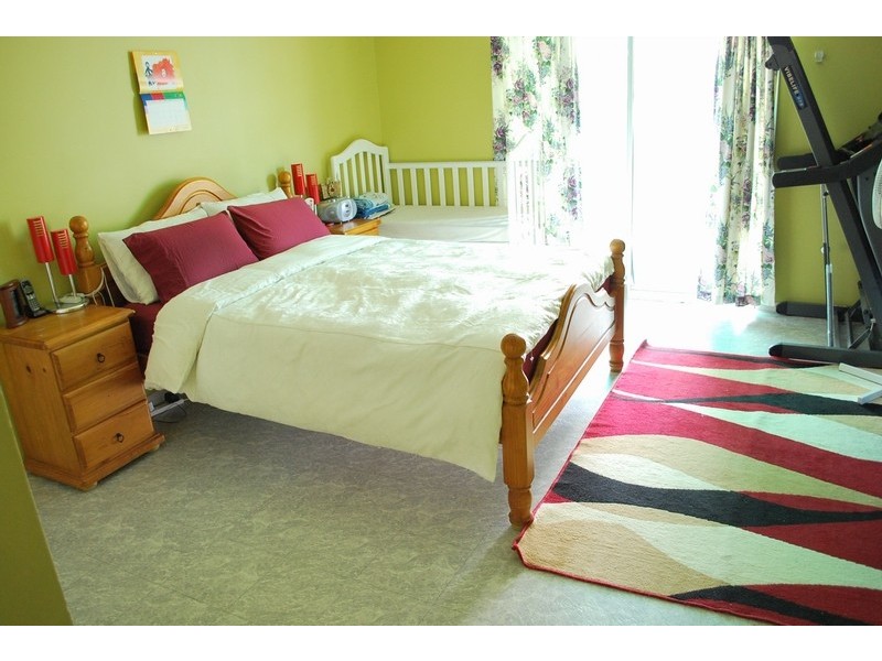 96 Waminda Ave, Campbelltown NSW 2560