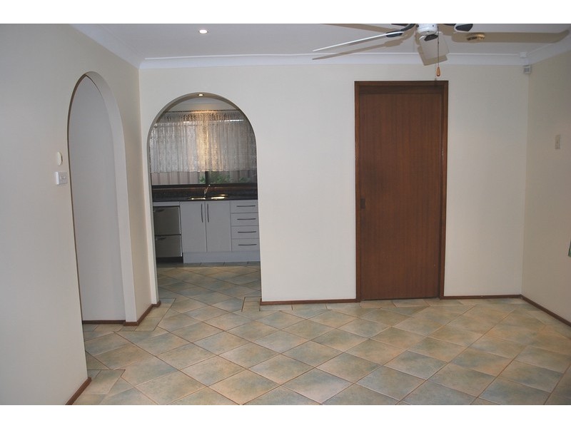 Eschol Park NSW 2558