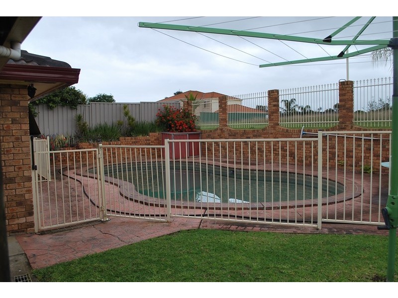 Eschol Park NSW 2558