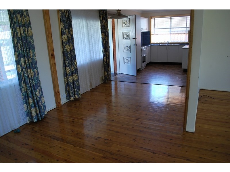 Ruse NSW 2560