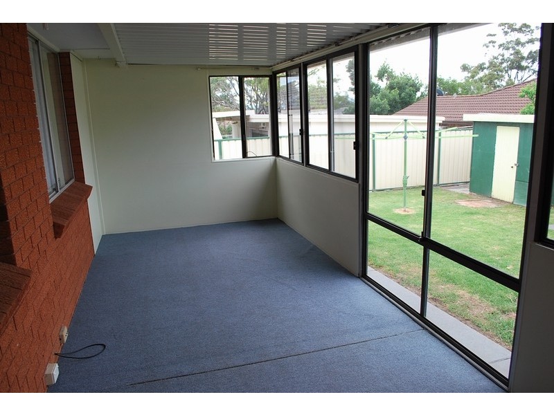 Ruse NSW 2560