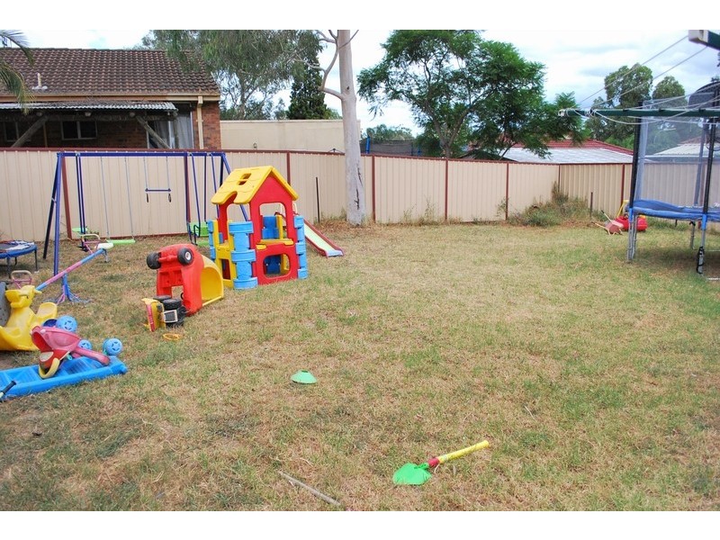 22 Malachite Road, Eagle Vale NSW 2558