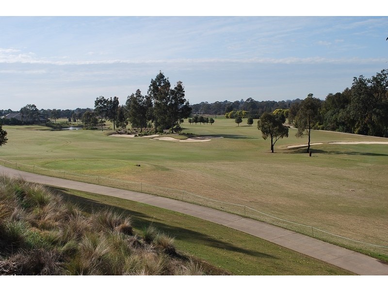 74 Governors Way, Macquarie Links NSW 2565