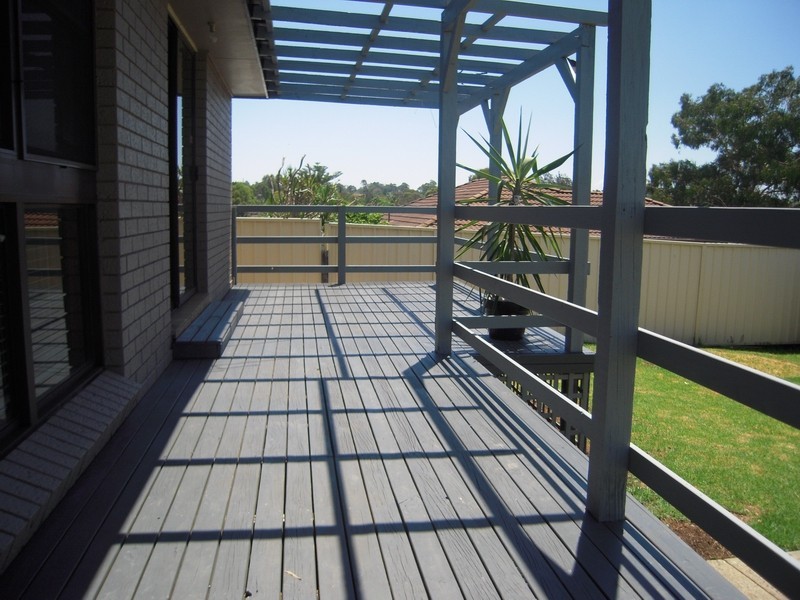 3 Prospero Close, Rosemeadow NSW 2560