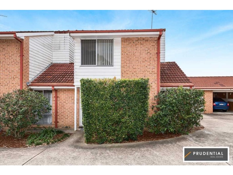 4/11 Mundarda Place, St Helens Park NSW 2560