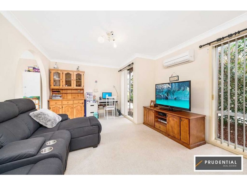 4/11 Mundarda Place, St Helens Park NSW 2560