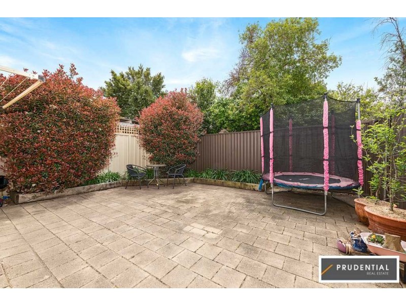 4/11 Mundarda Place, St Helens Park NSW 2560