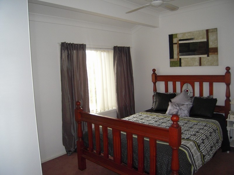 12 Somercotes Close, Glen Alpine NSW 2560