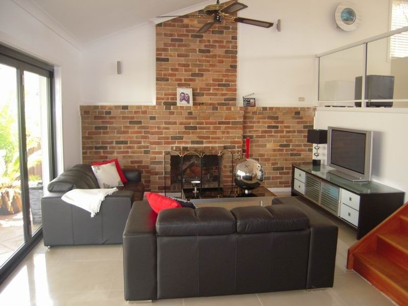 12 Somercotes Close, Glen Alpine NSW 2560