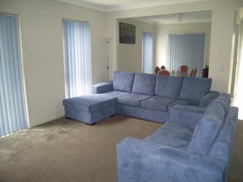 198 Richardson Road, Spring Farm NSW 2570