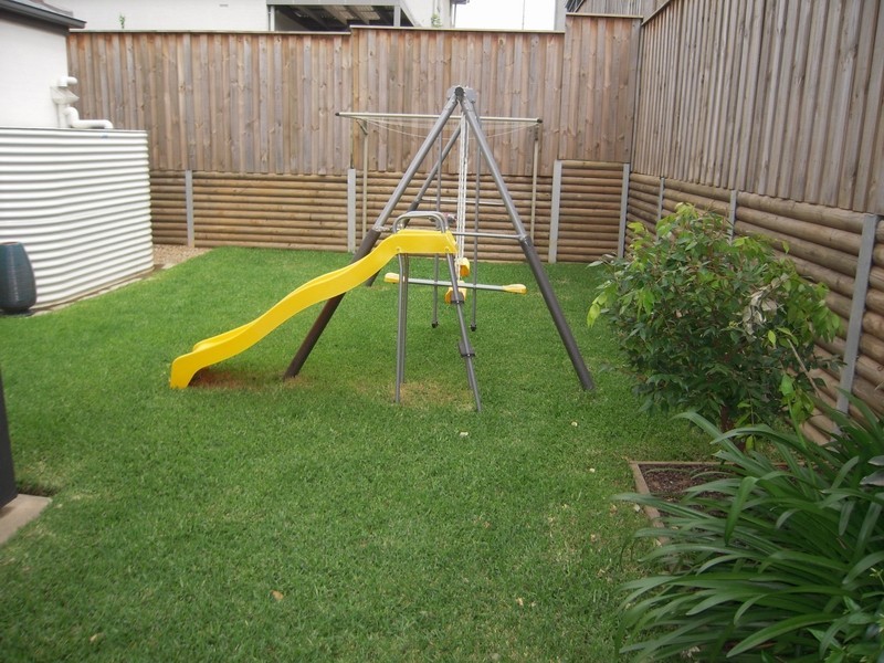 198 Richardson Road, Spring Farm NSW 2570