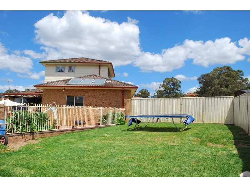 77 Queenscliff Drive, Woodbine NSW 2560