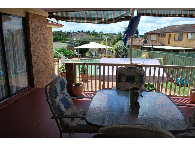 77 Queenscliff Drive, Woodbine NSW 2560