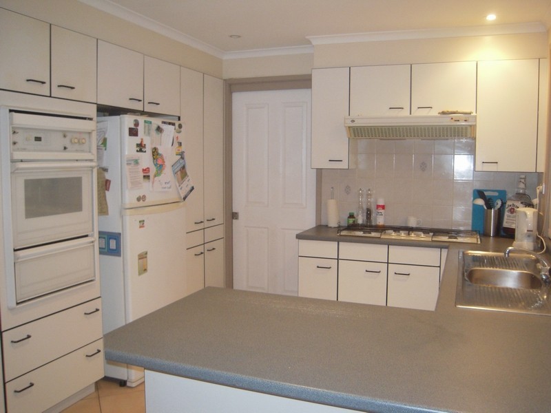 35 Cornelian Ave, Eagle Vale NSW 2558