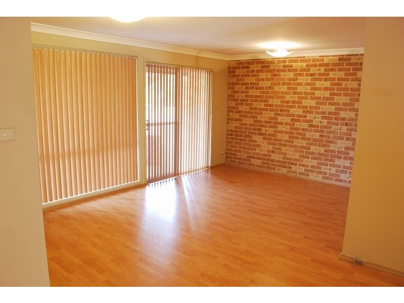 51 Donaldbain Circuit, Rosemeadow NSW 2560