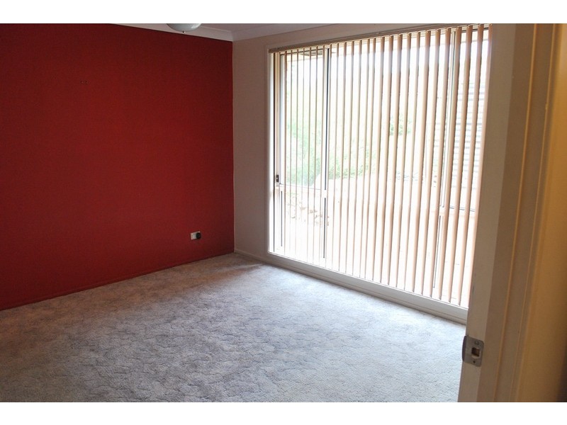 51 Donaldbain Circuit, Rosemeadow NSW 2560