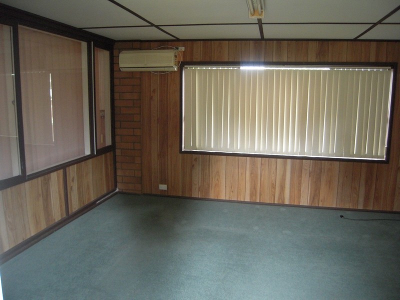 41 Evergreen Ave, Bradbury NSW 2560