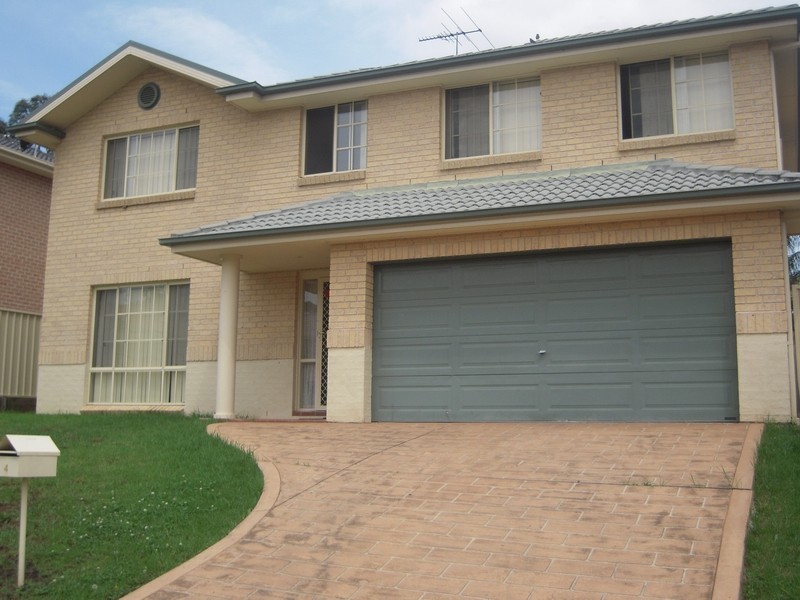 4 Salerno Place, Blairmount NSW 2559