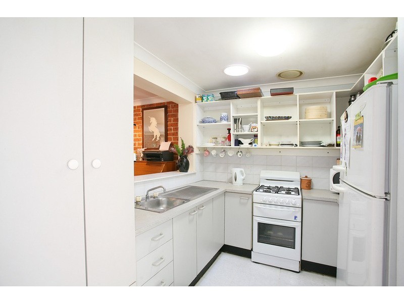 16 Romeo Cres, Rosemeadow NSW 2560