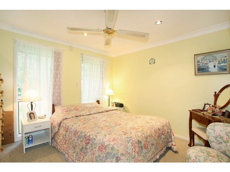 16 Romeo Cres, Rosemeadow NSW 2560
