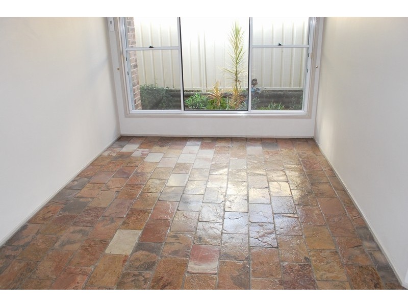 18 Hebrides Place, St Andrews NSW 2566