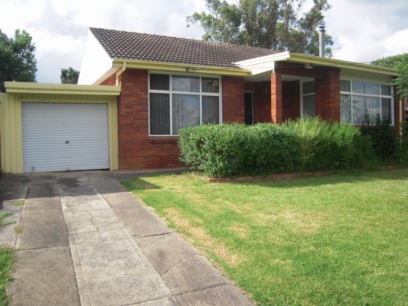 28 Turimetta Ave, Leumeah NSW 2560