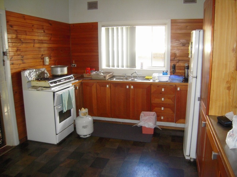 28 Turimetta Ave, Leumeah NSW 2560