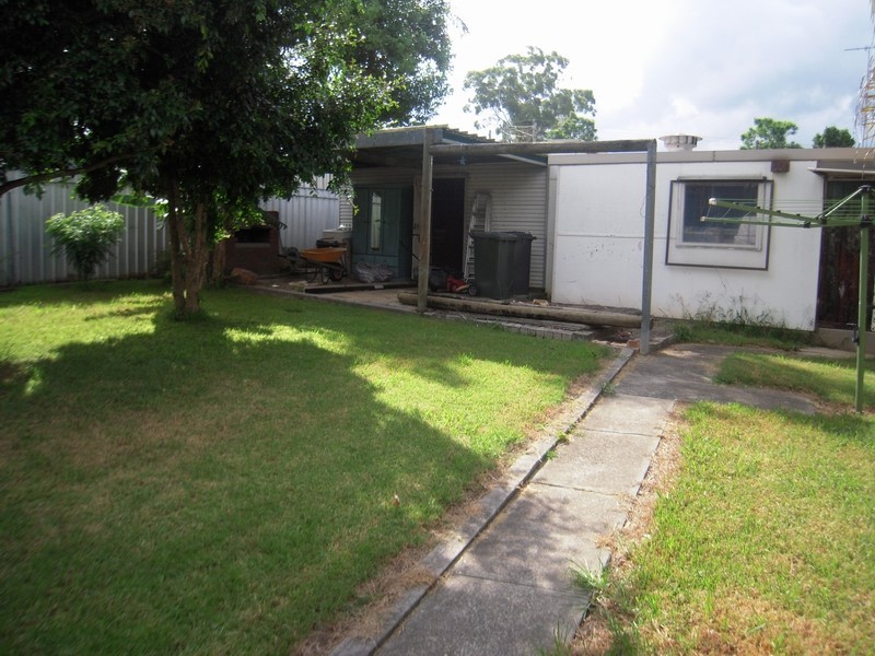 28 Turimetta Ave, Leumeah NSW 2560