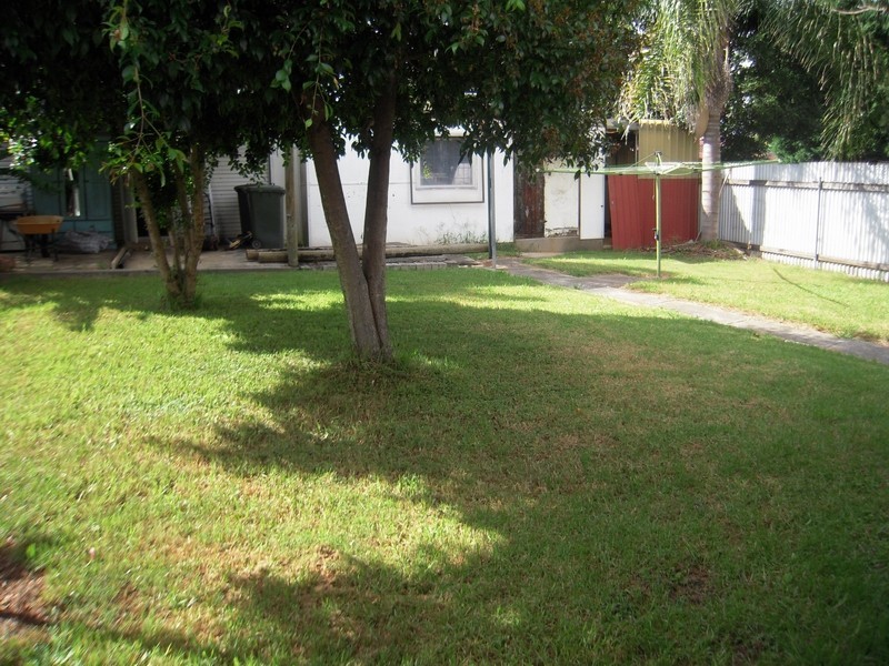 28 Turimetta Ave, Leumeah NSW 2560