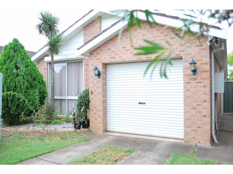 271B Copperfield Drive, Rosemeadow NSW 2560