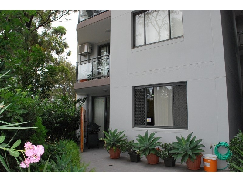 6D/541 Pembroke Road, Leumeah NSW 2560