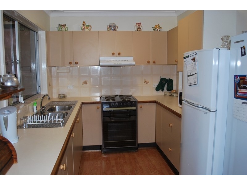 2 Evergreen Ave, Bradbury NSW 2560