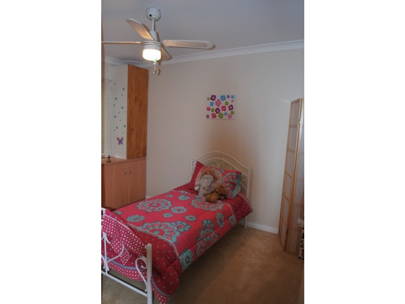 2 Evergreen Ave, Bradbury NSW 2560