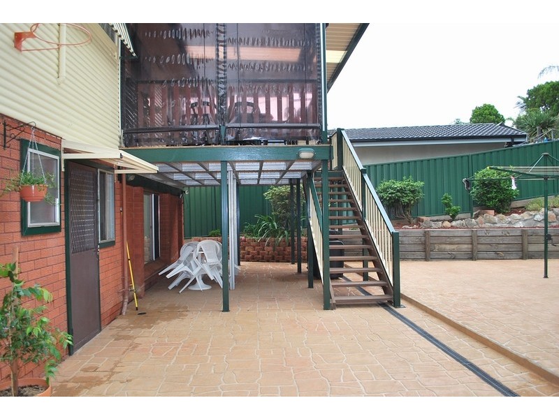 2 Evergreen Ave, Bradbury NSW 2560